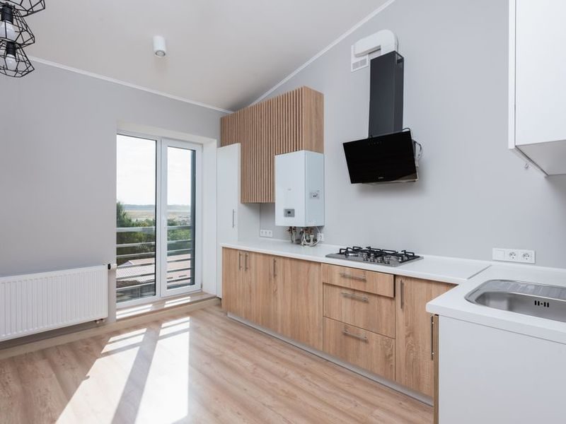Alder kitchen cabinets