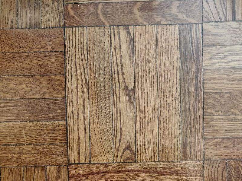 White oak flooring and cabinetry