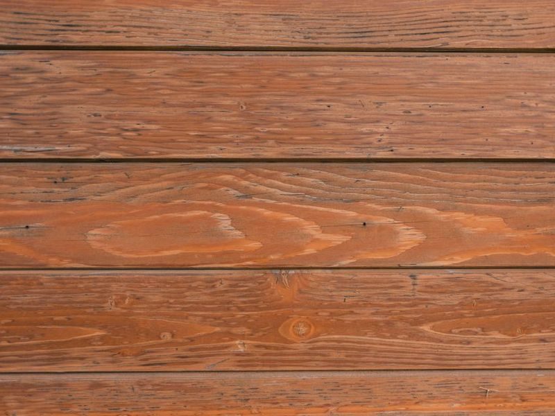 Birch milled board grain